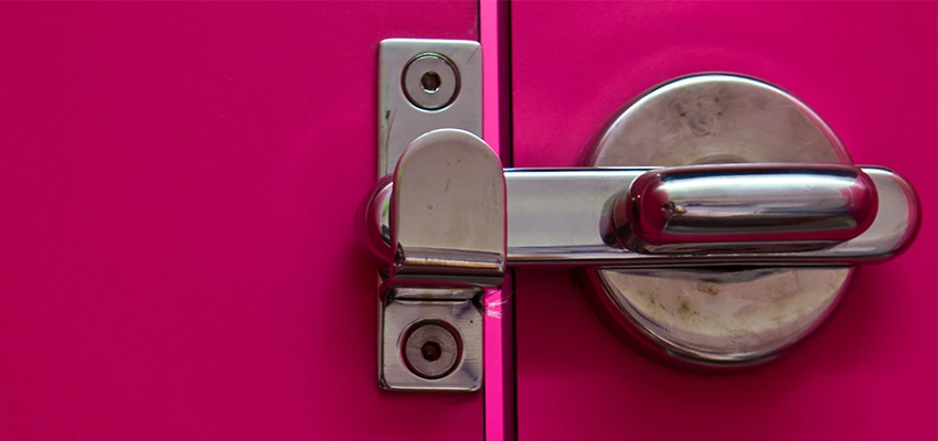 Childproof Gate Lock in La Habra Heights, California